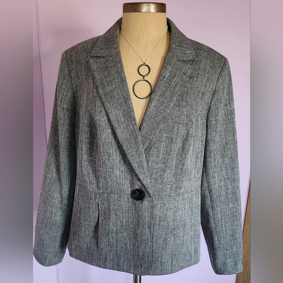 Jones Studio Blazer - Size 14W - Picture 2 of 6
